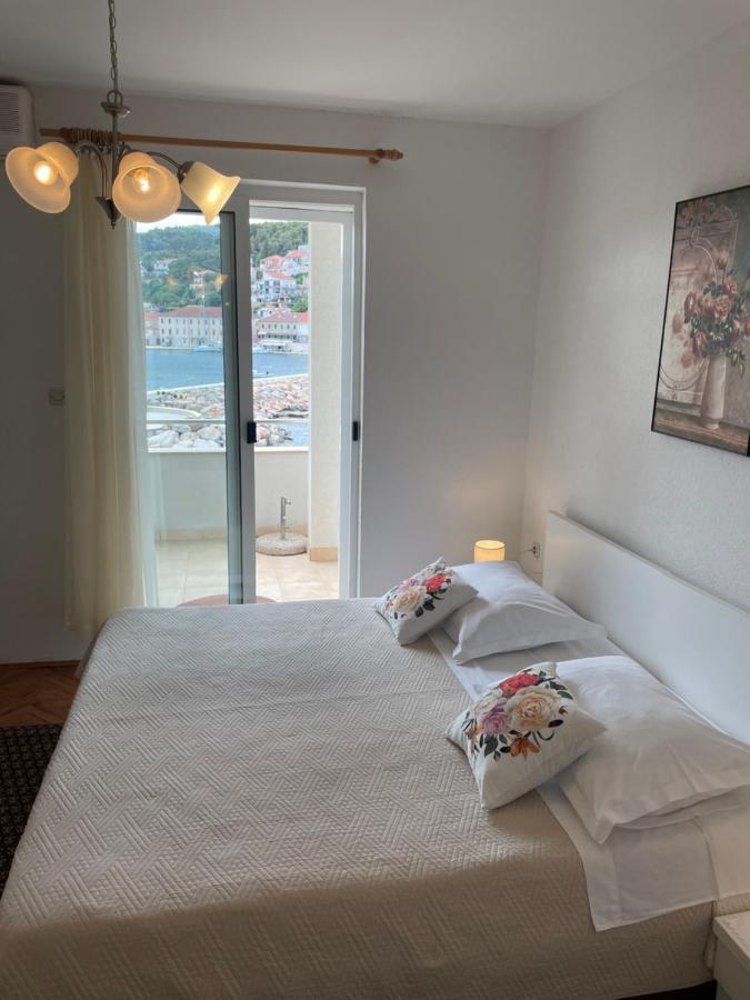 Apartmani Isabella - Ilda Radonic Єлса Екстер'єр фото