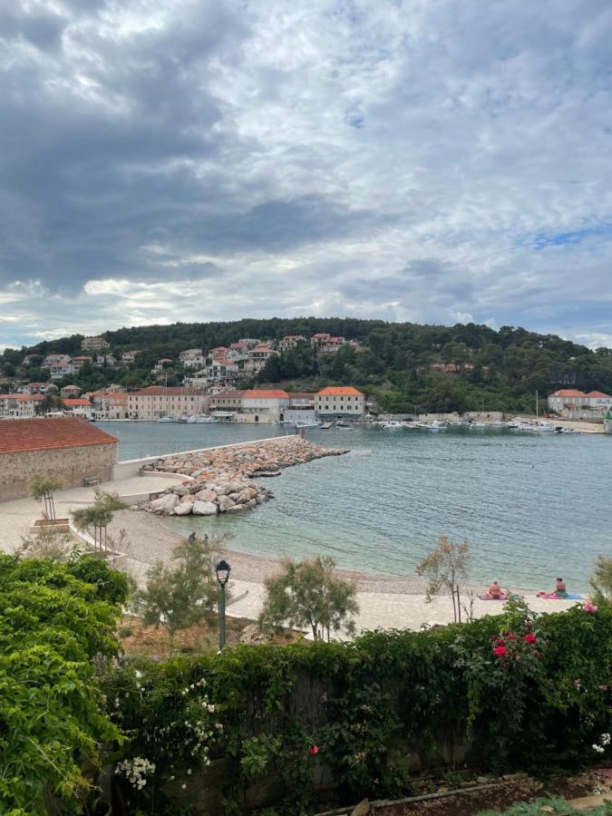 Apartmani Isabella - Ilda Radonic Єлса Екстер'єр фото