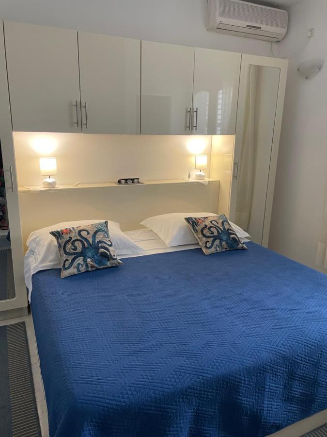 Apartmani Isabella - Ilda Radonic Єлса Екстер'єр фото