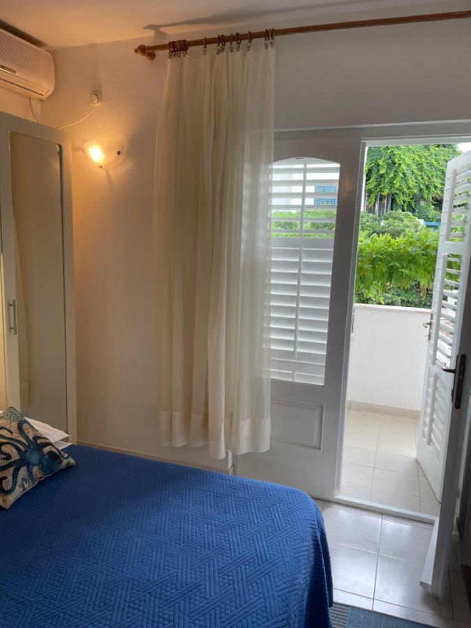 Apartmani Isabella - Ilda Radonic Єлса Екстер'єр фото