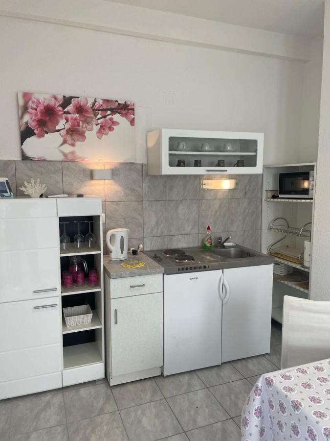 Apartmani Isabella - Ilda Radonic Єлса Екстер'єр фото